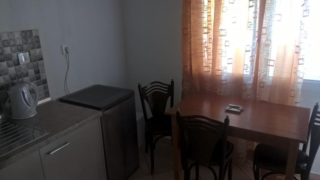 Gkoloi Studios & Apartments Kalyves Polygyrou المظهر الخارجي الصورة