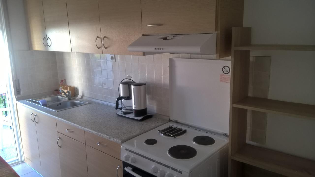 Gkoloi Studios & Apartments Kalyves Polygyrou المظهر الخارجي الصورة